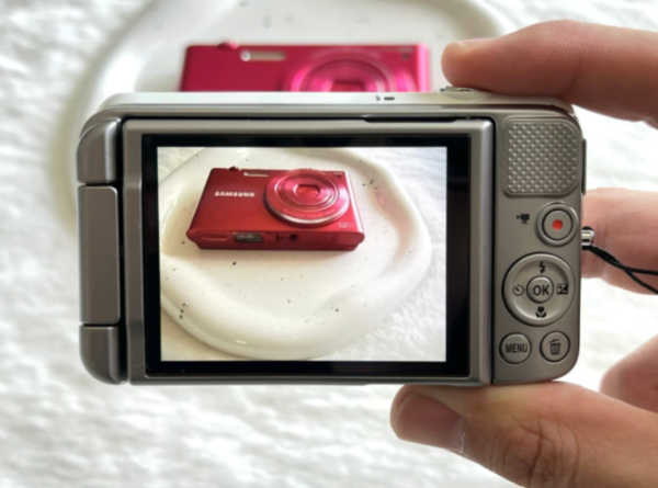 Nikon Coolpix S6600 digital camera flip screen - Image 6