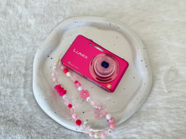 Panasonic Pink LUMIX DMC-FH7 digital camera - Image 5