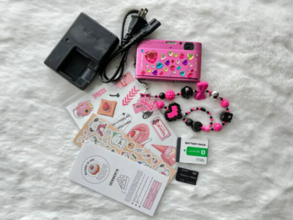 Sony Pink Cyber-shot DSC-TX1 Digital Camera - Image 5