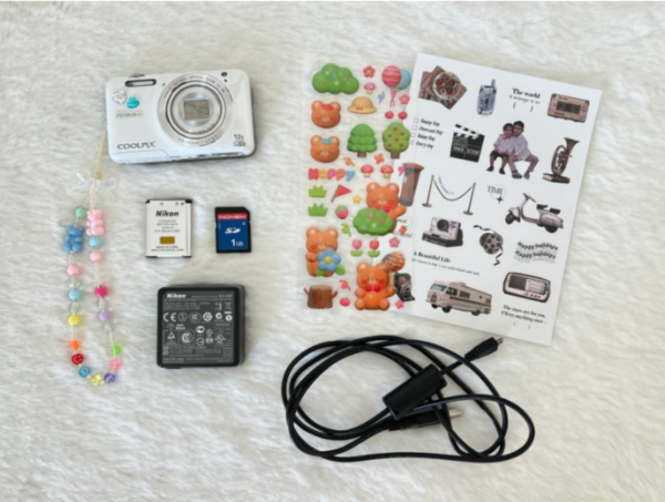 Nikon Coolpix S6600 White Digital Camera - Image 6