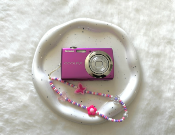 Nikon Coolpix S520 purple digital camera